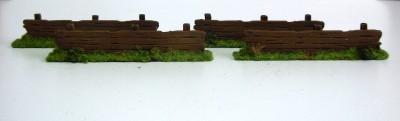 Wooden Fences Type II 4 pieces 28mm unpainted